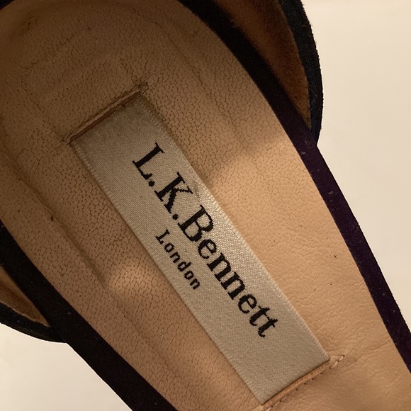 L.K.Bennett T-Strap Suede Platform Sandals - Picture 6 of 16